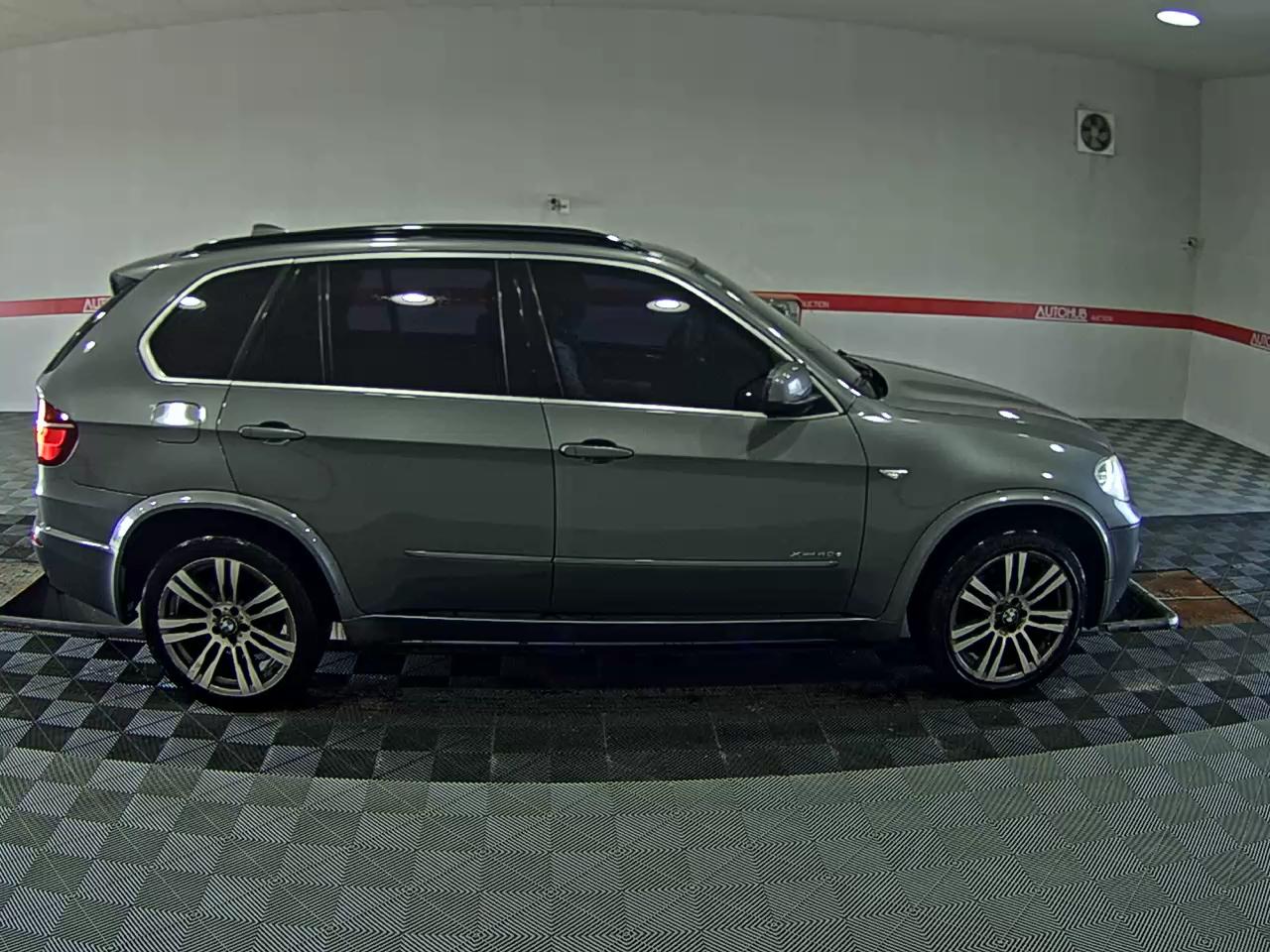بي إم دبليو X5 (2Nd Gen) 40D إكس درايف 2011