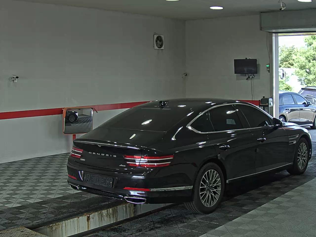 جينيسيس G80 2023 — صورة 4