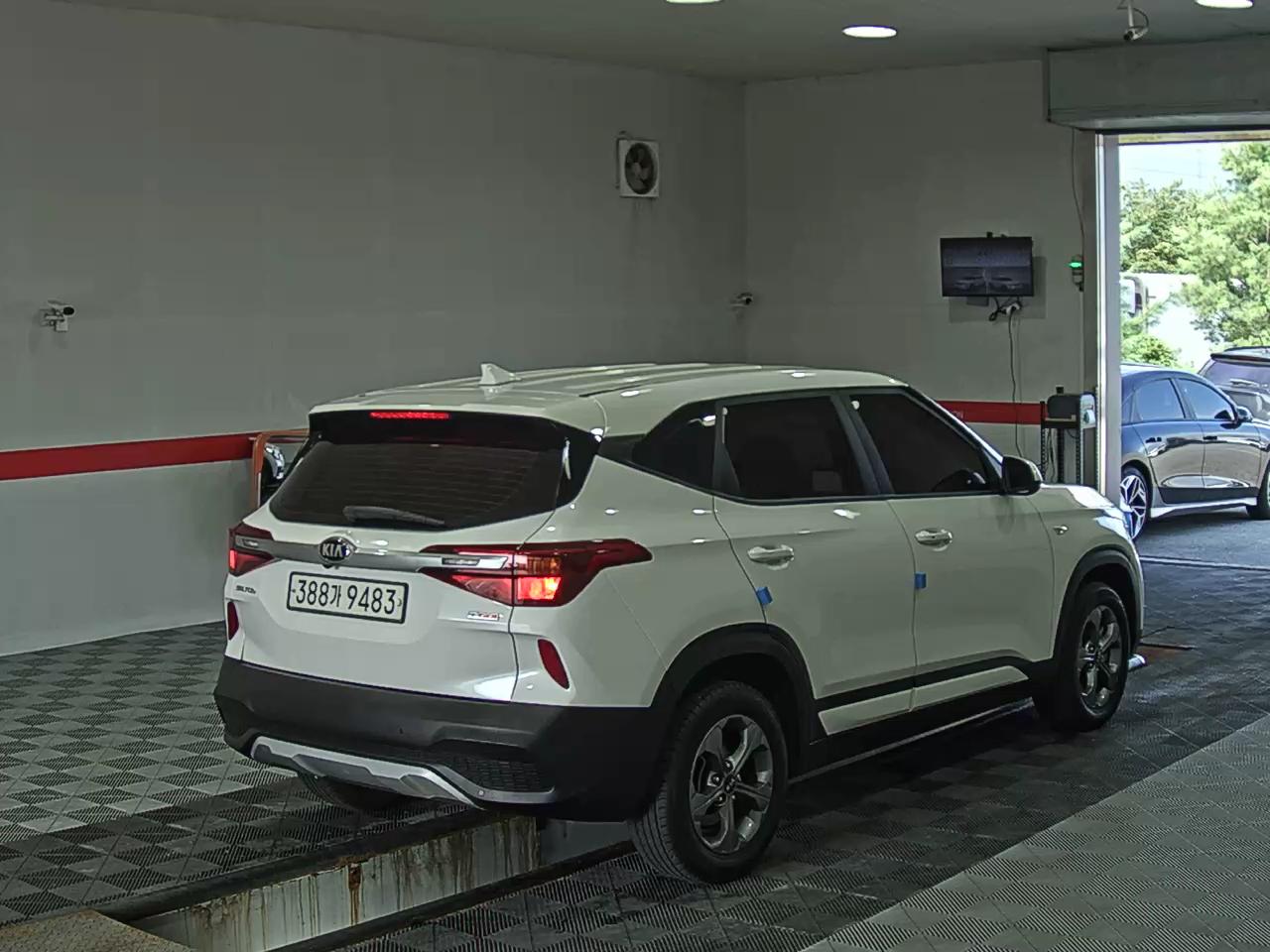 2021 - kia seltos