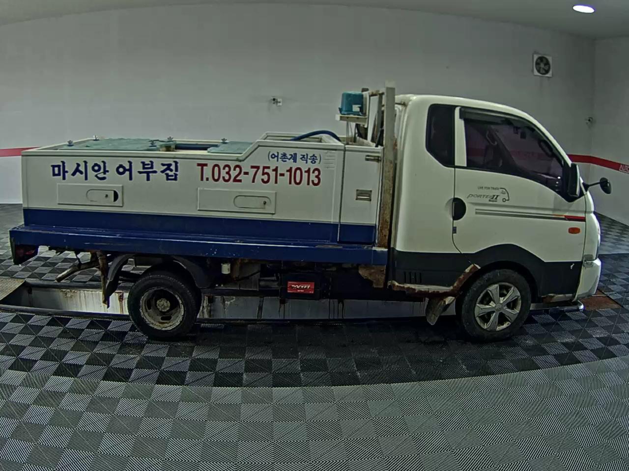 2016 - hyundai truck