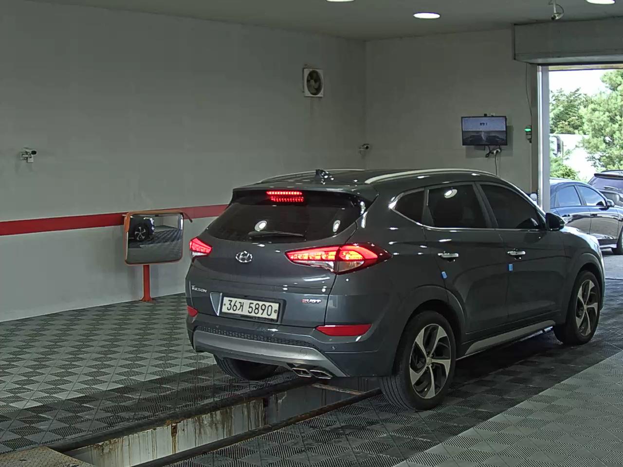 2017 - hyundai tucson