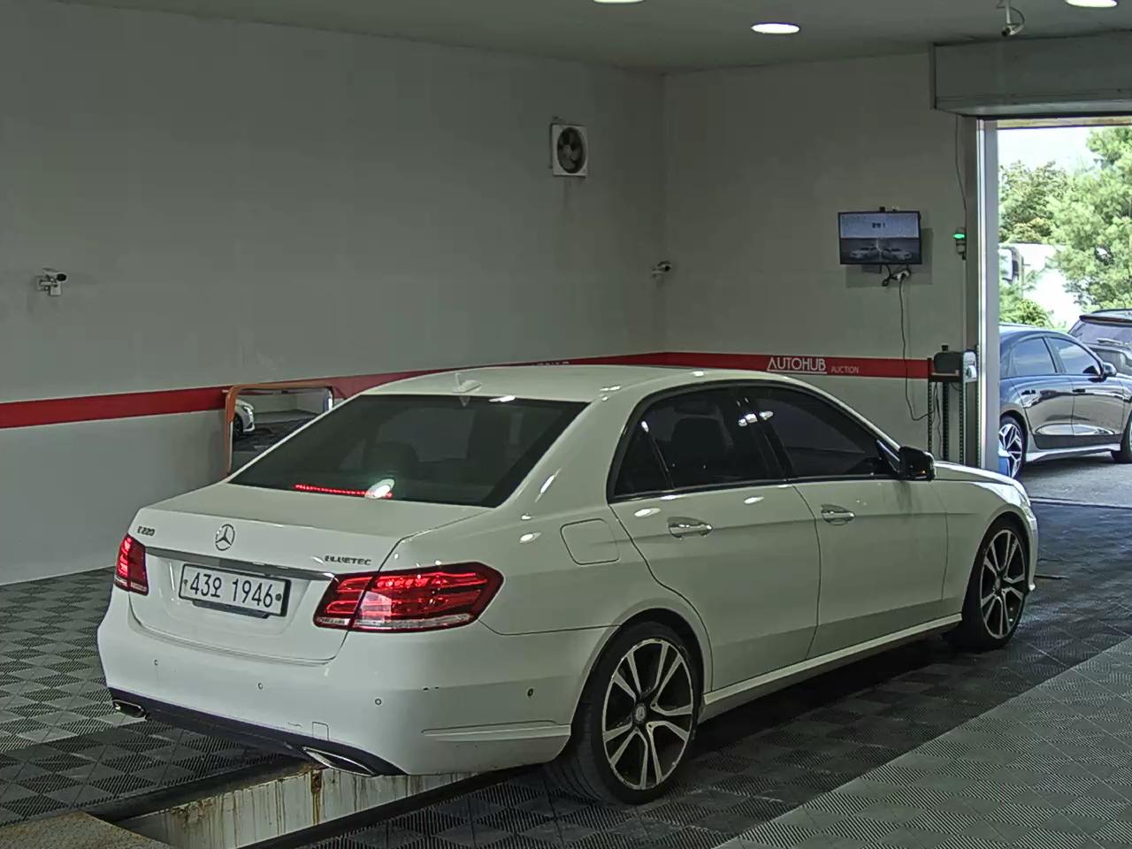 2016 - mercedes-benz e220