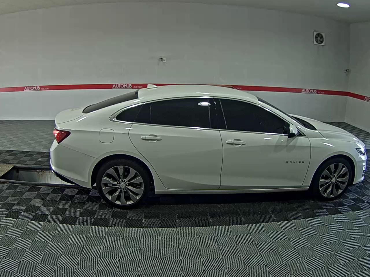2021 - chevrolet malibu