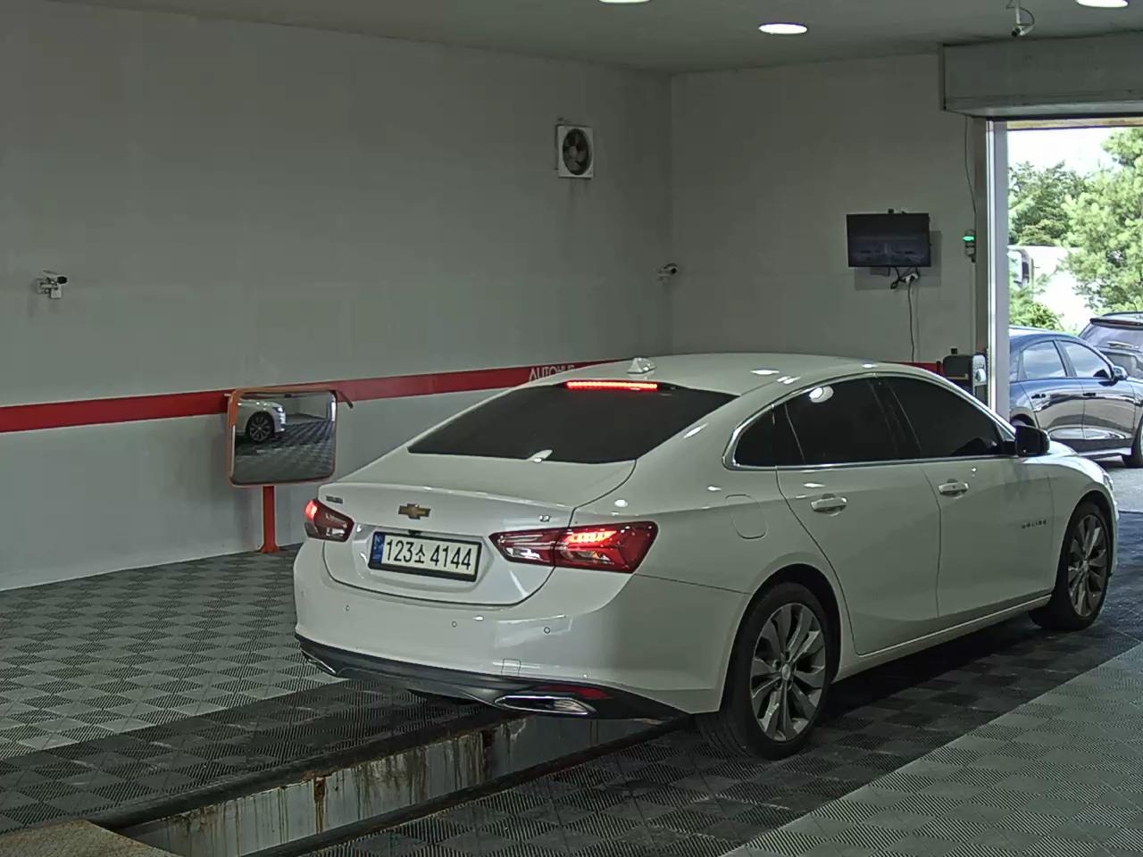 2021 - chevrolet malibu
