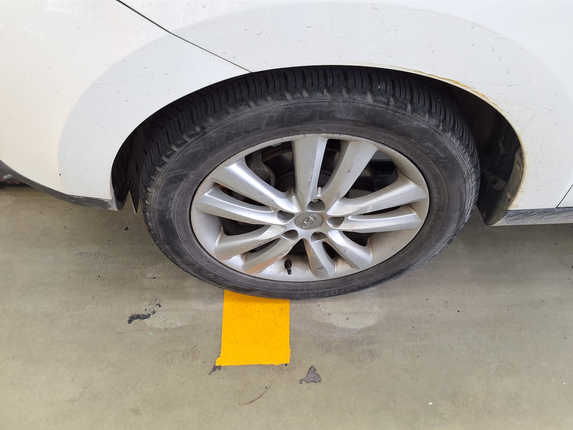 2012 - hyundai tucson