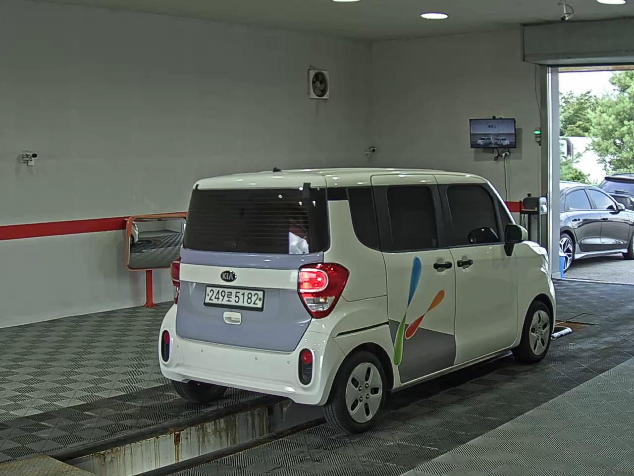 2020 - kia ray