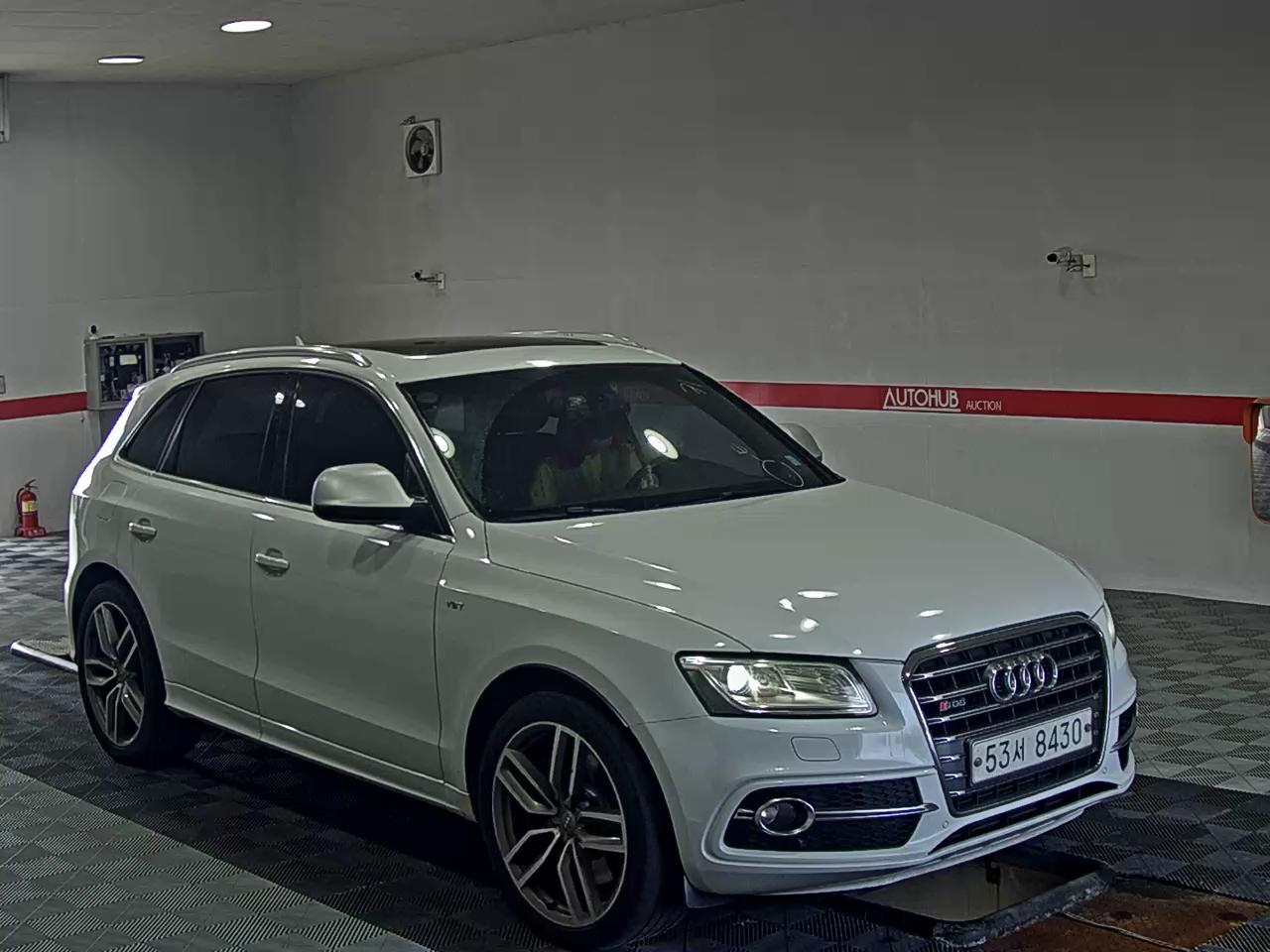 2014 - audi sq5