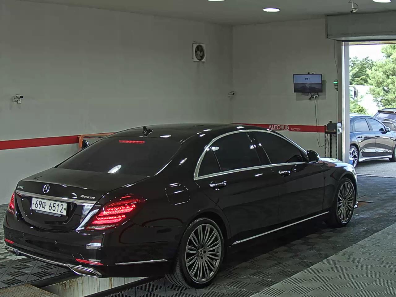 2019 - mercedes-benz s560l