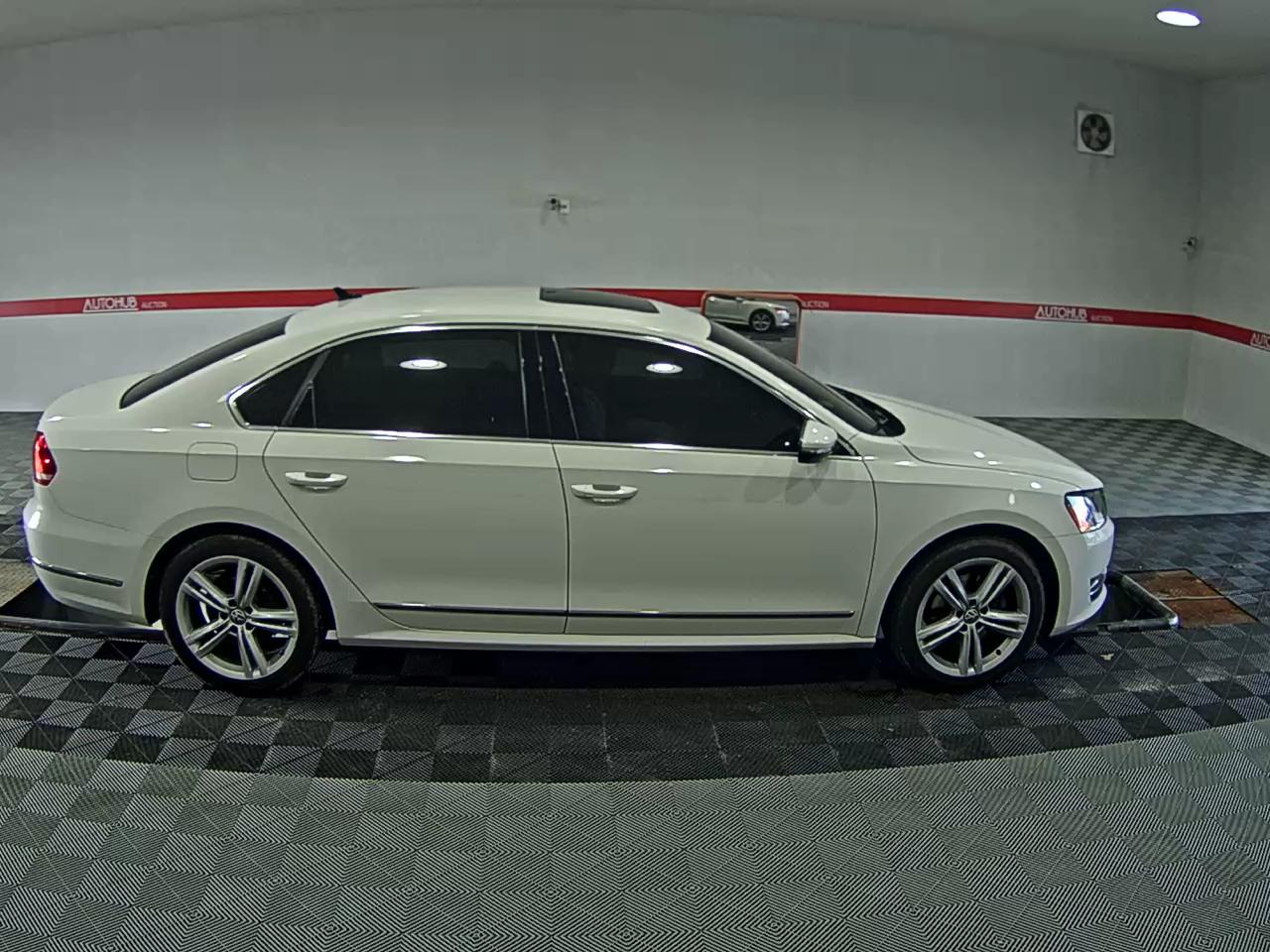 2013 - volkswagen passat