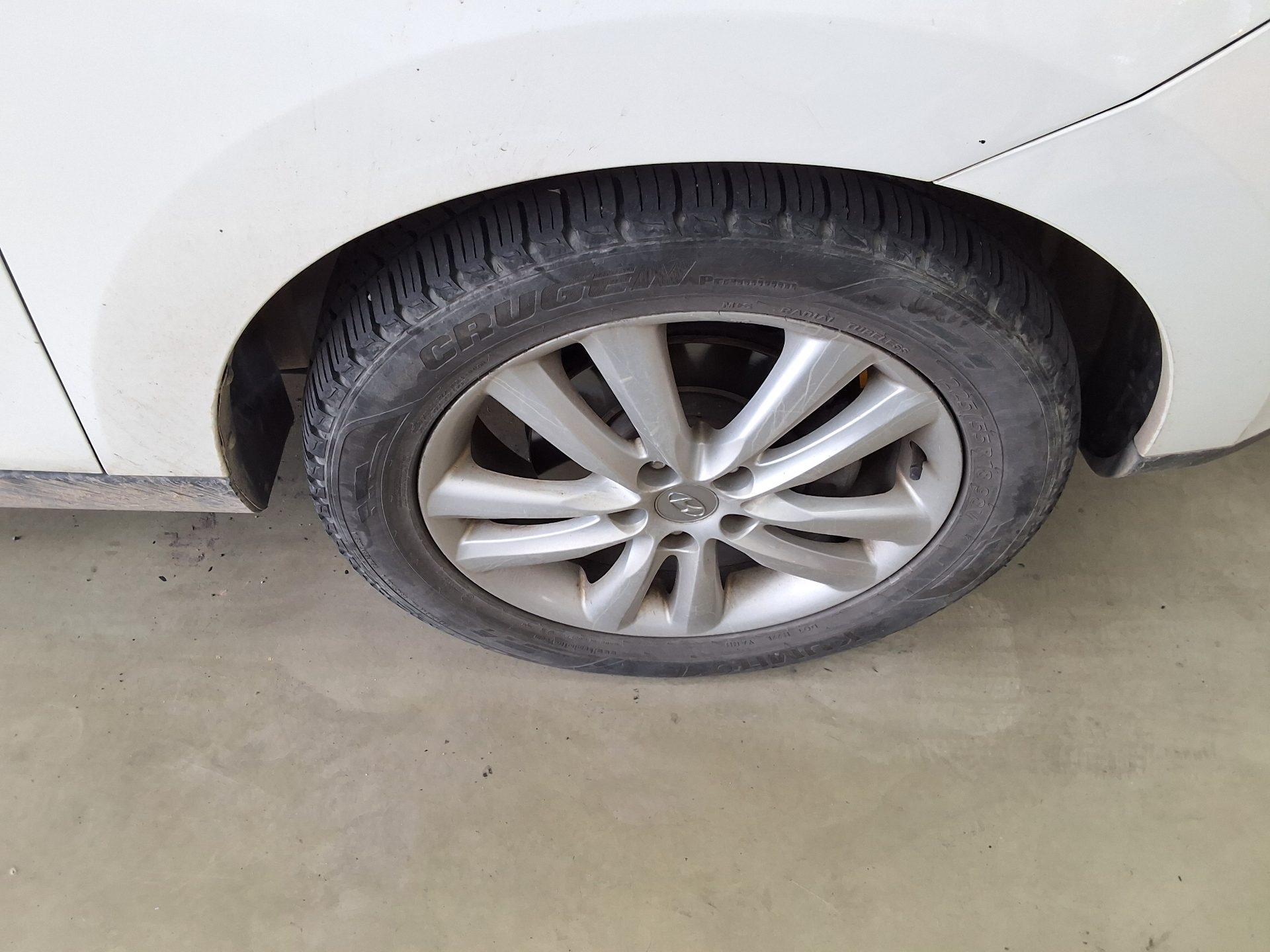 2012 - hyundai tucson