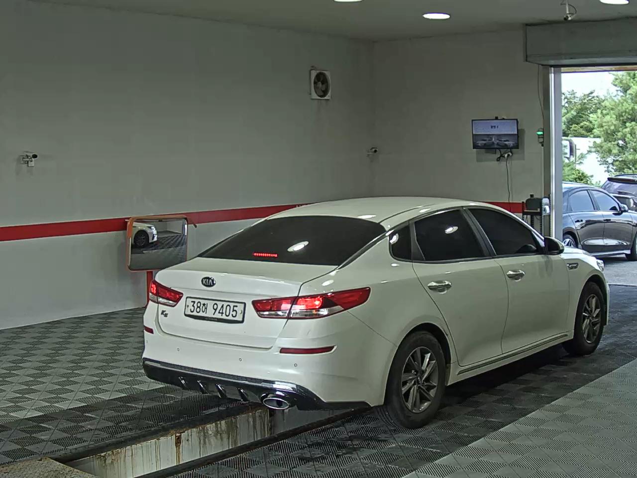 2020 - kia k5