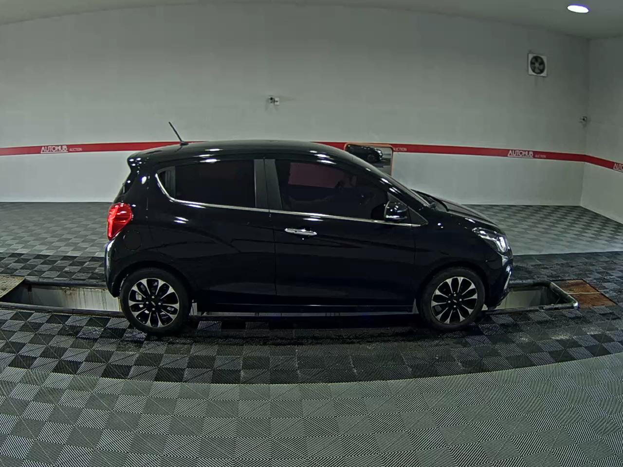 2017 - chevrolet spark