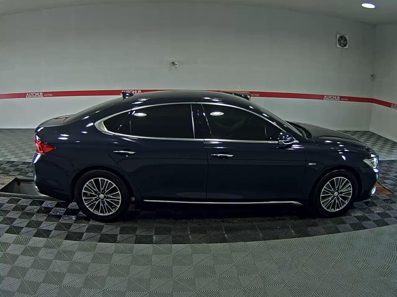 2018 - hyundai grandeur