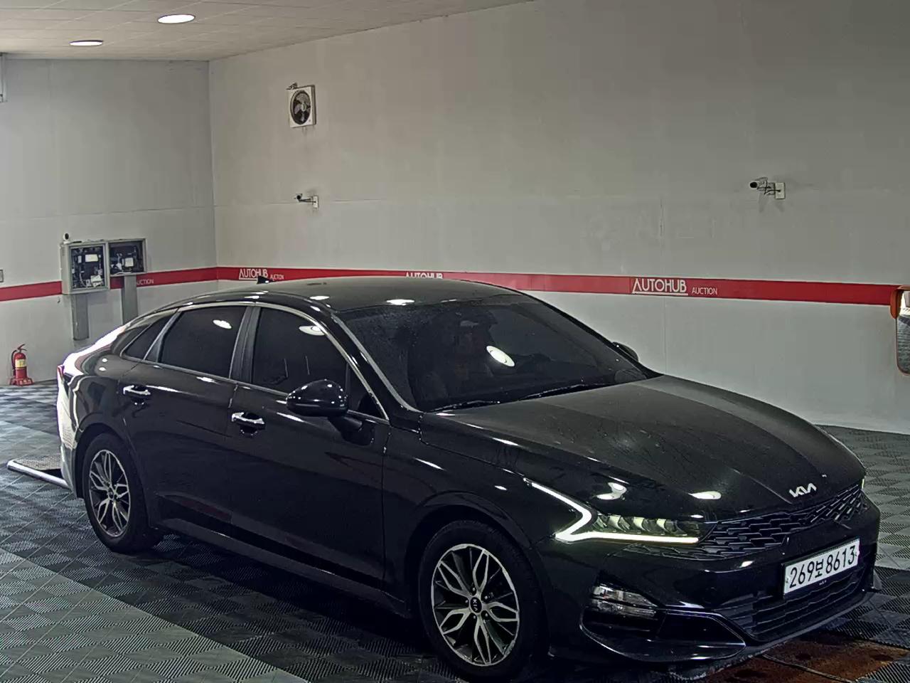 2021 - kia k5