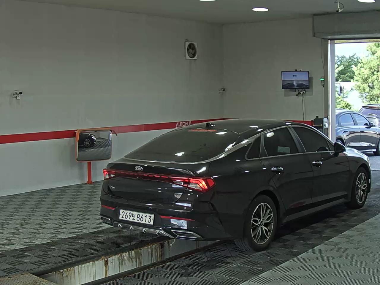2021 - kia k5