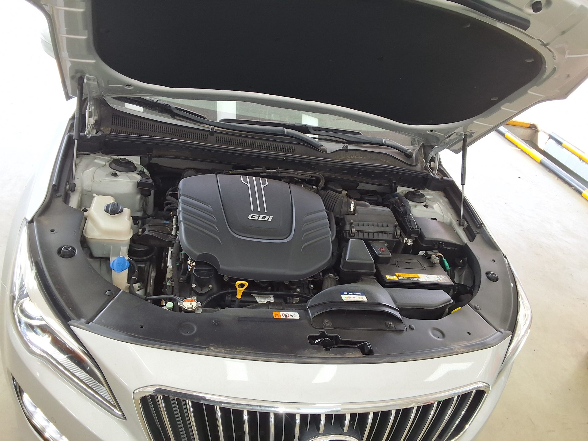 2016 - hyundai aslan