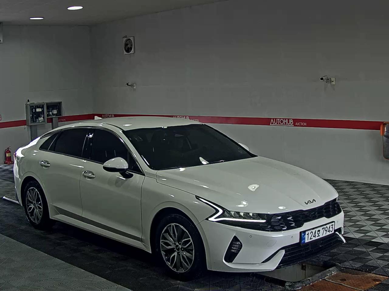 2023 - kia k5
