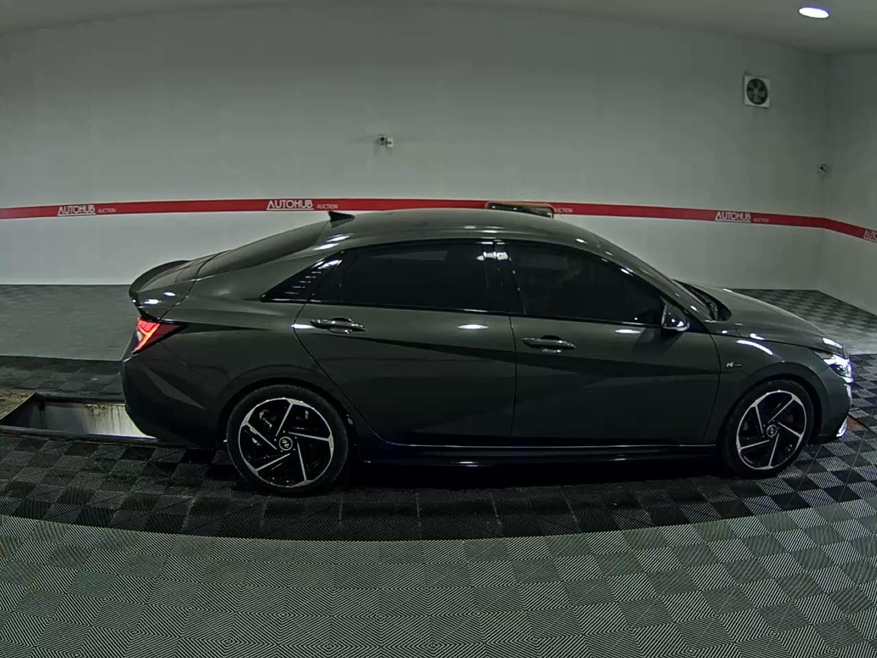 2021 - hyundai avante