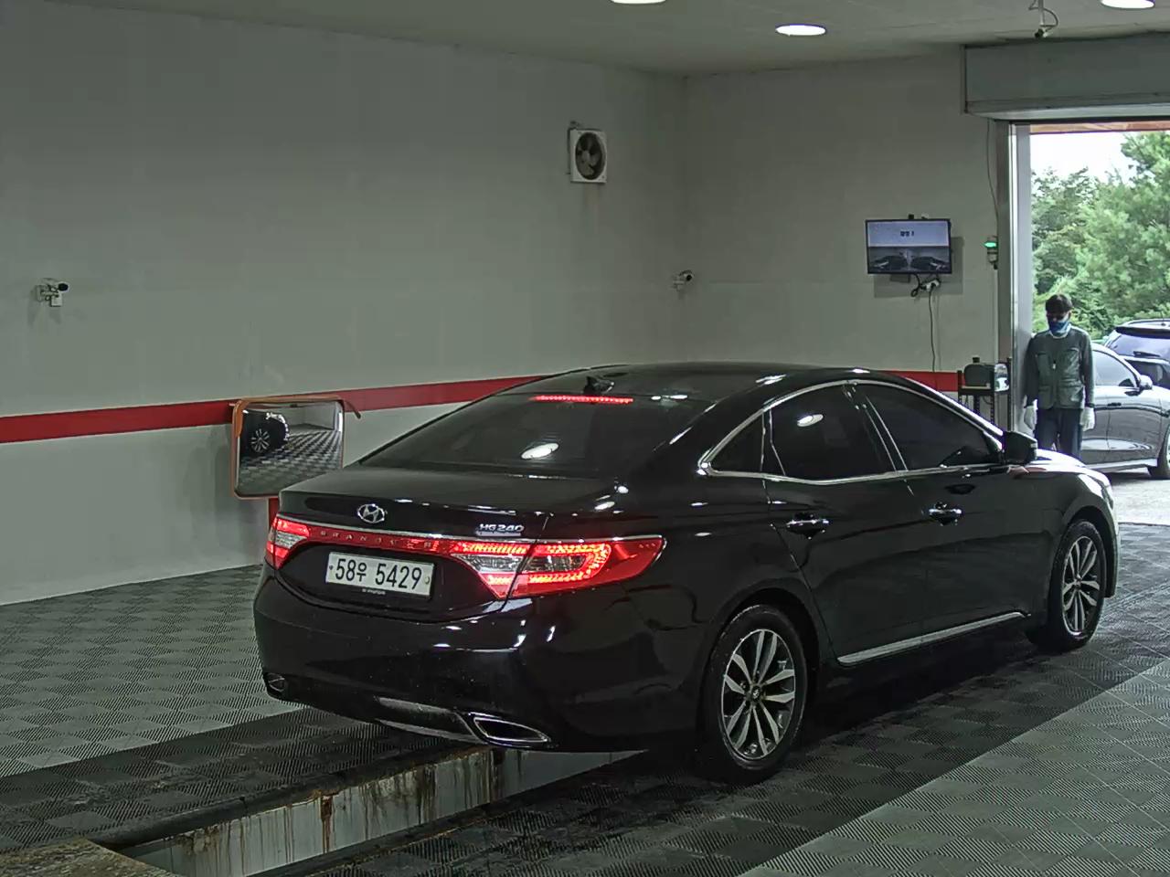 2012 - hyundai grandeur
