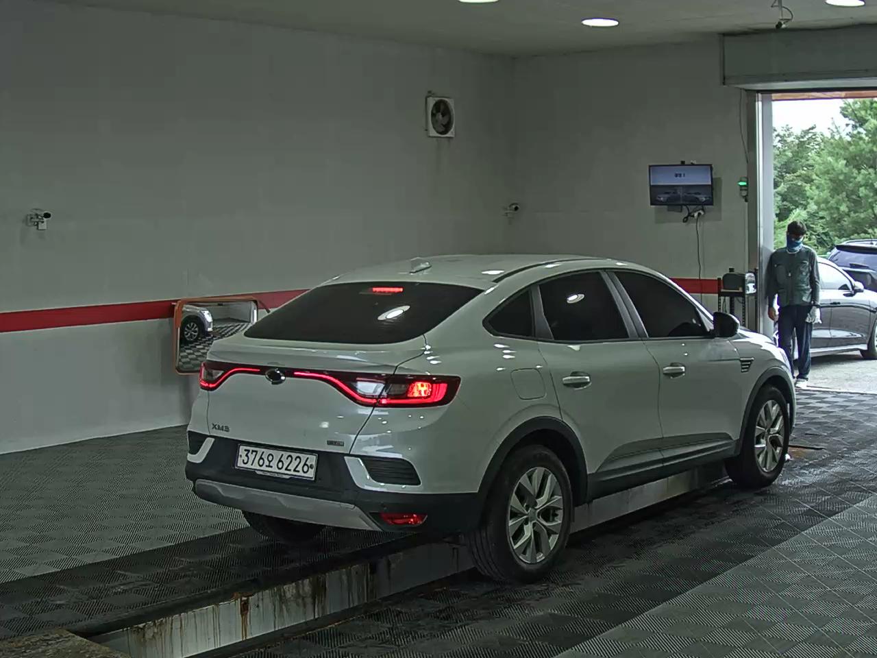 2020 - renault xm3