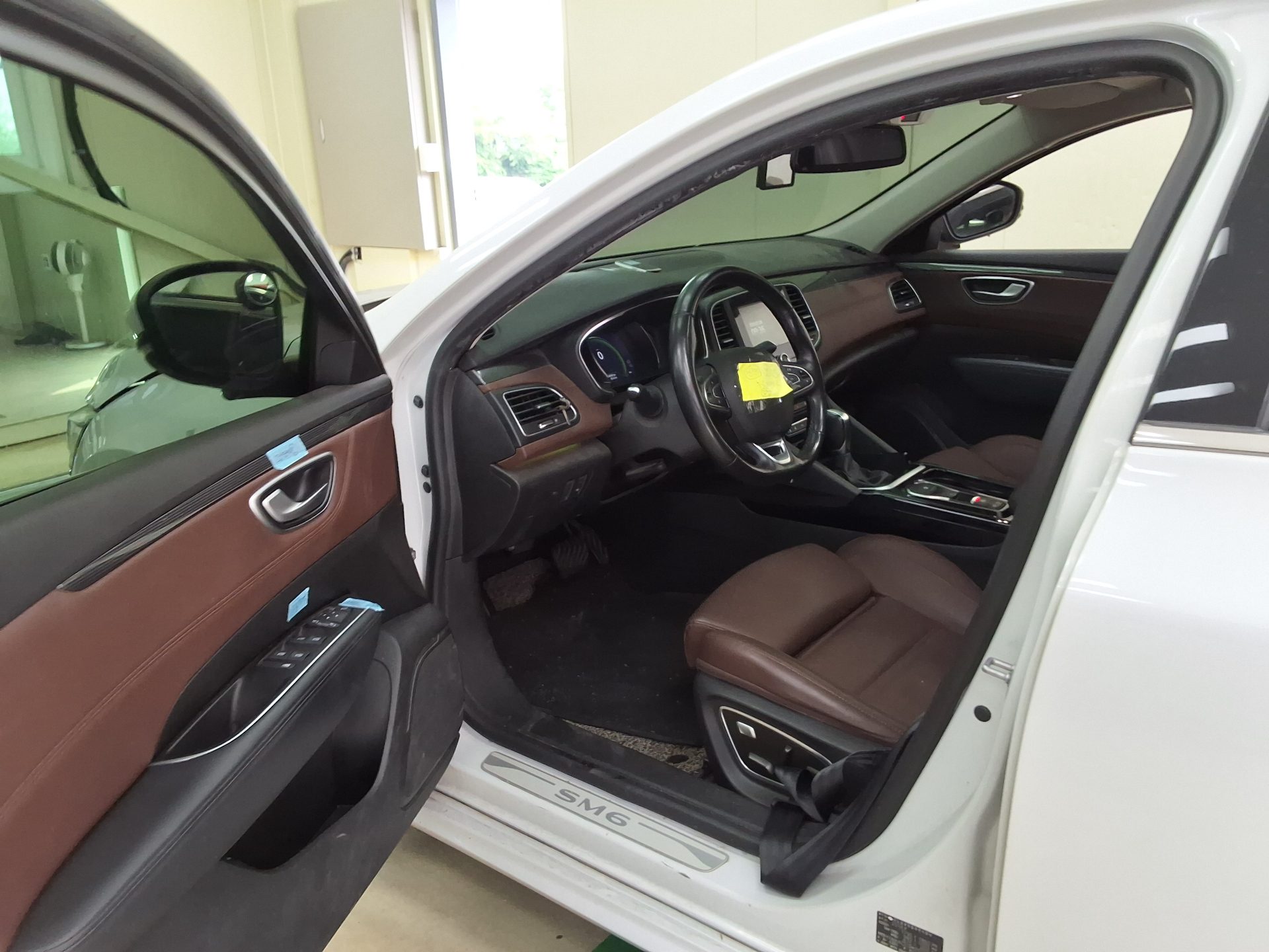 2019 - renault sm6
