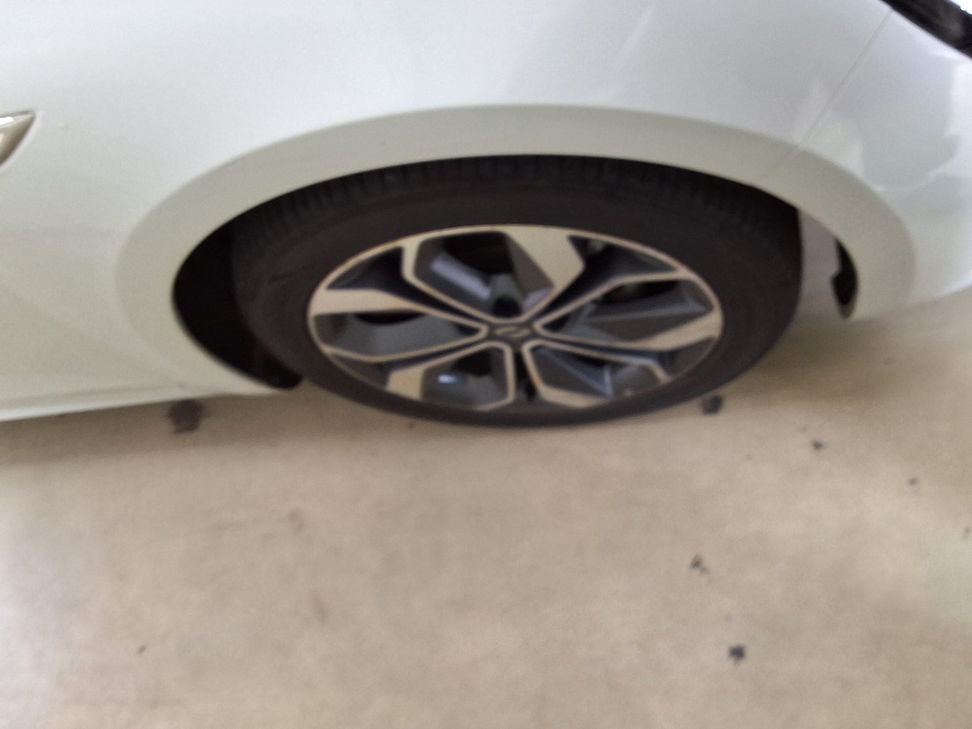 2019 - renault sm6