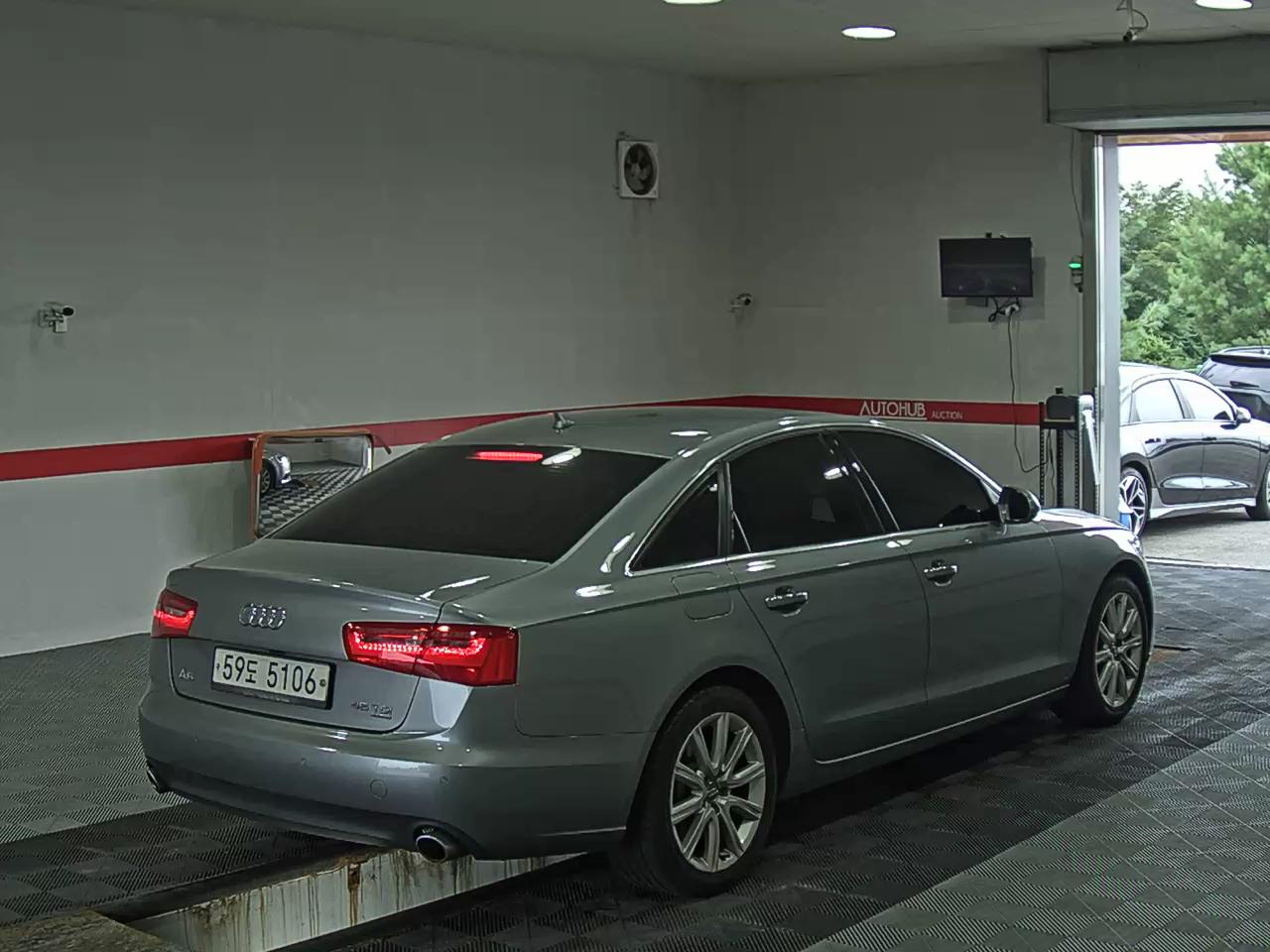أودي إيه 6 (4Th Gen) 45 TDI كواترو 2015