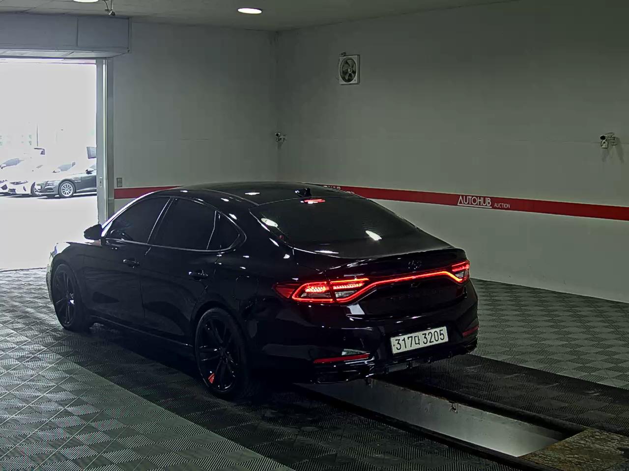 2018 - hyundai grandeur