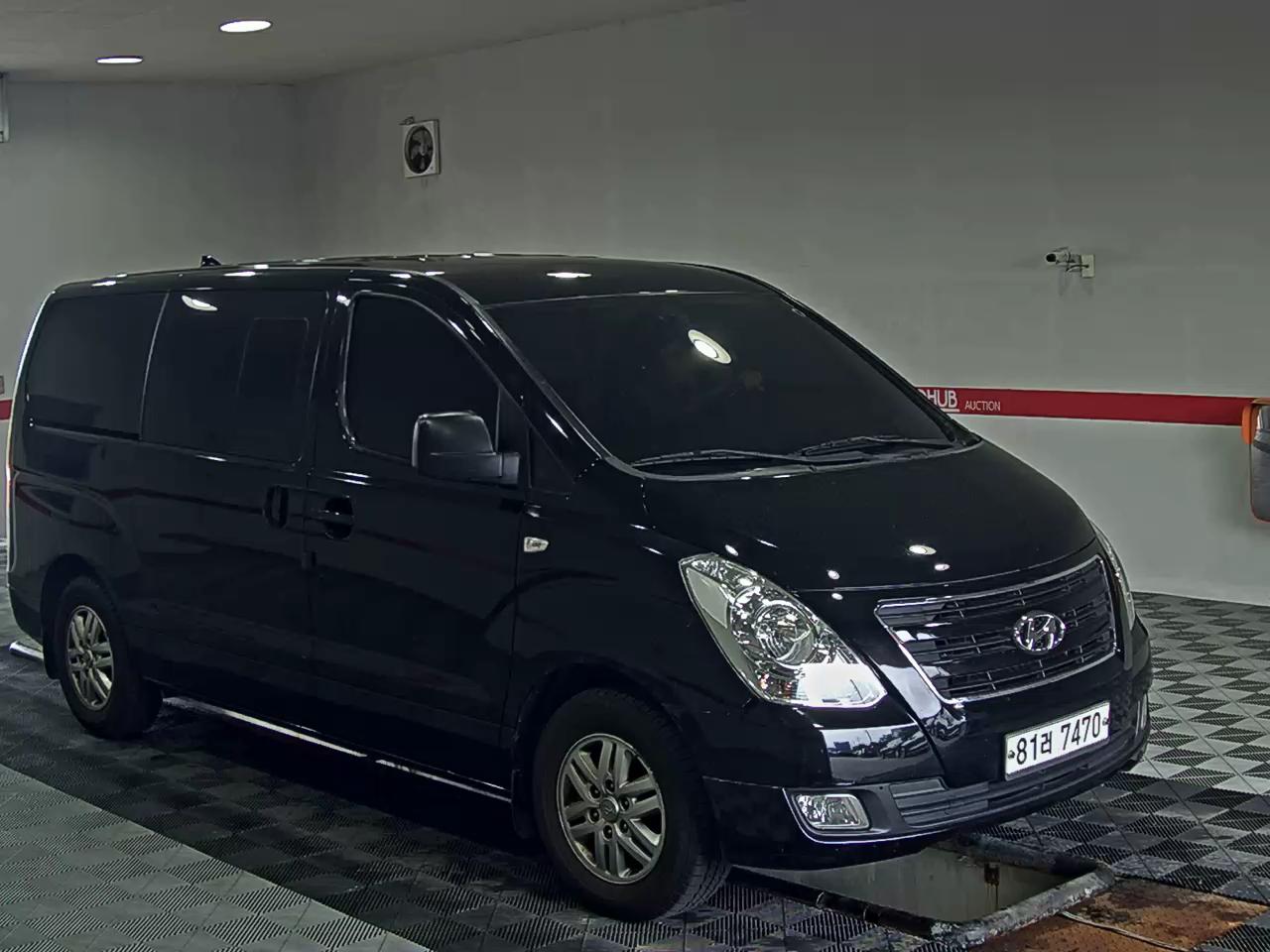 2017 - hyundai grand starex