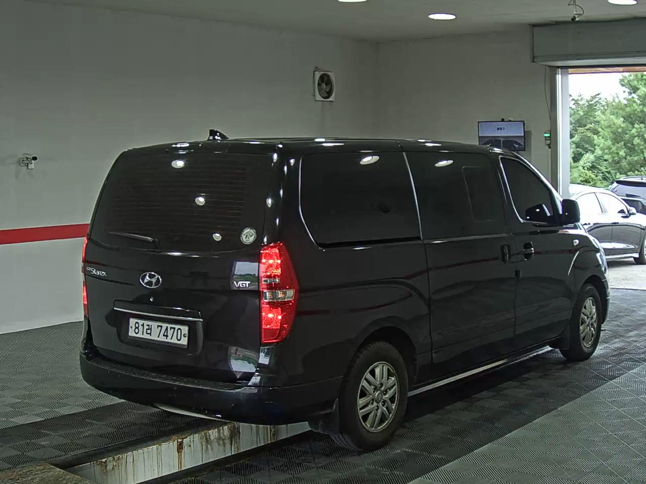 2017 - hyundai grand starex