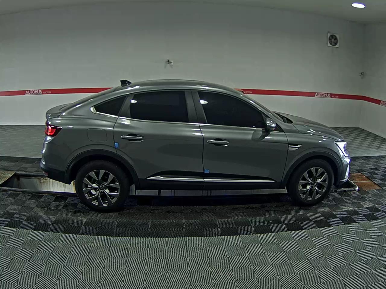 2024 - renault xm3