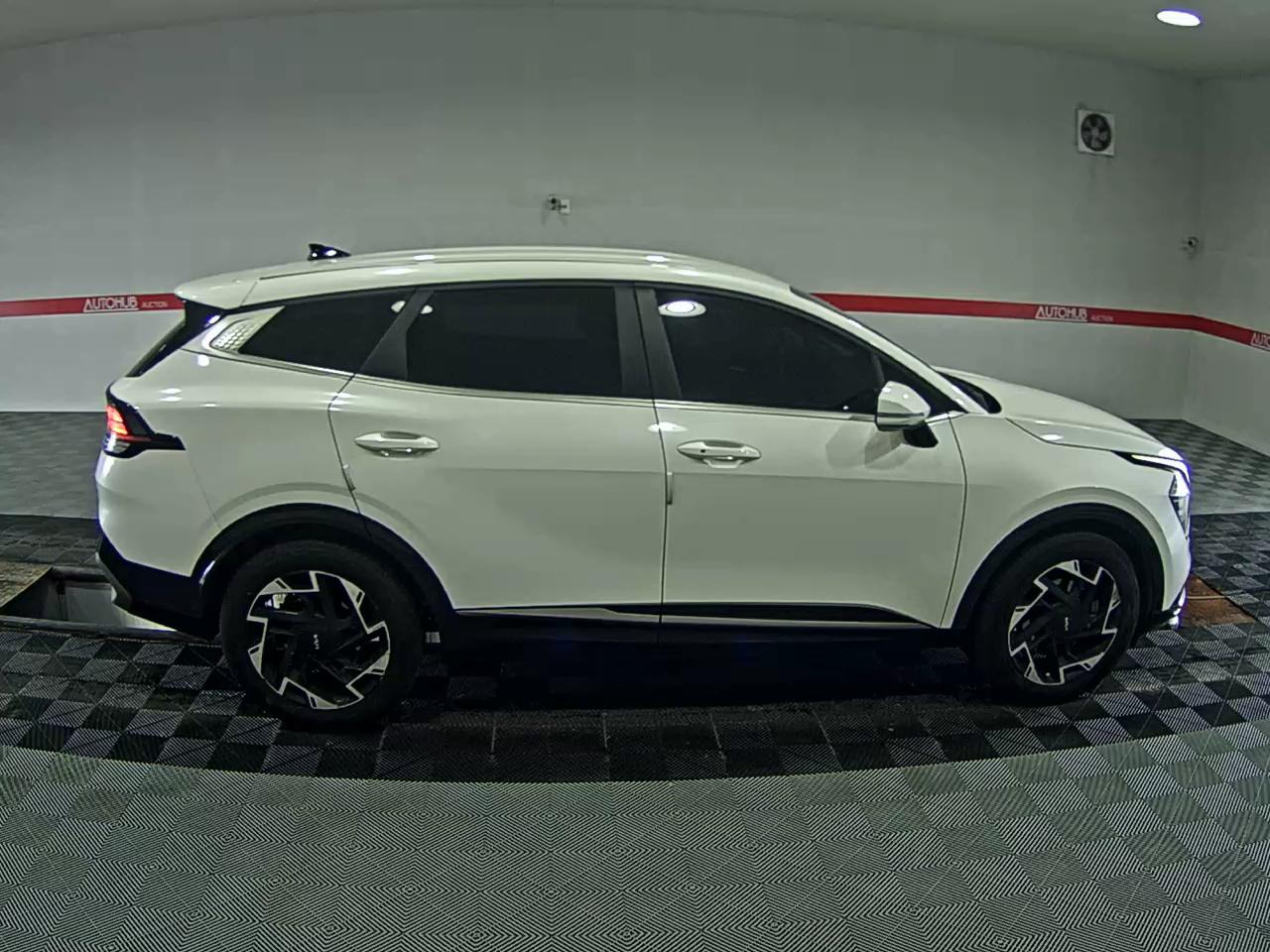 2022 - kia sportage