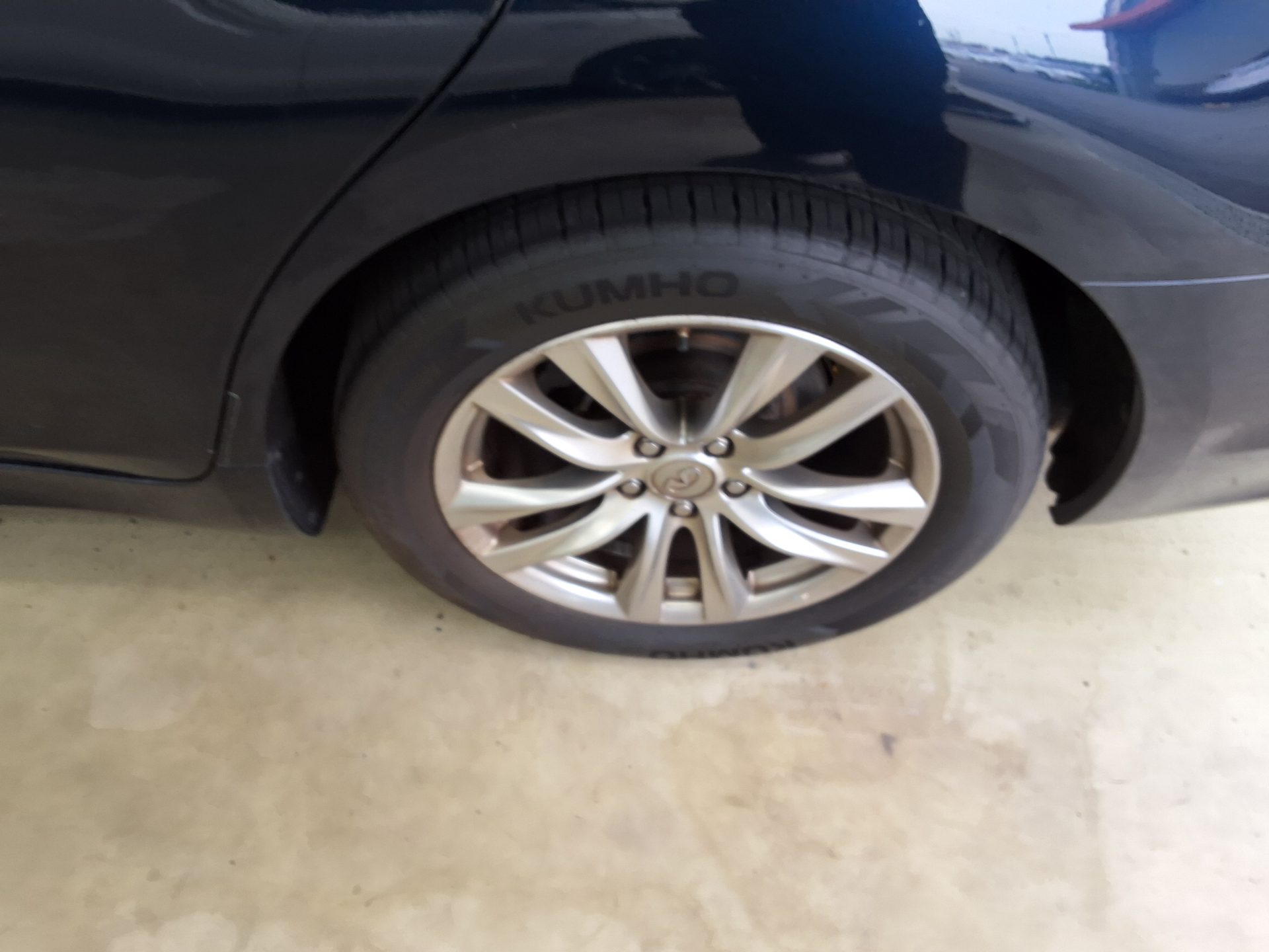 إنفينيتي Q70 3.0D 2015