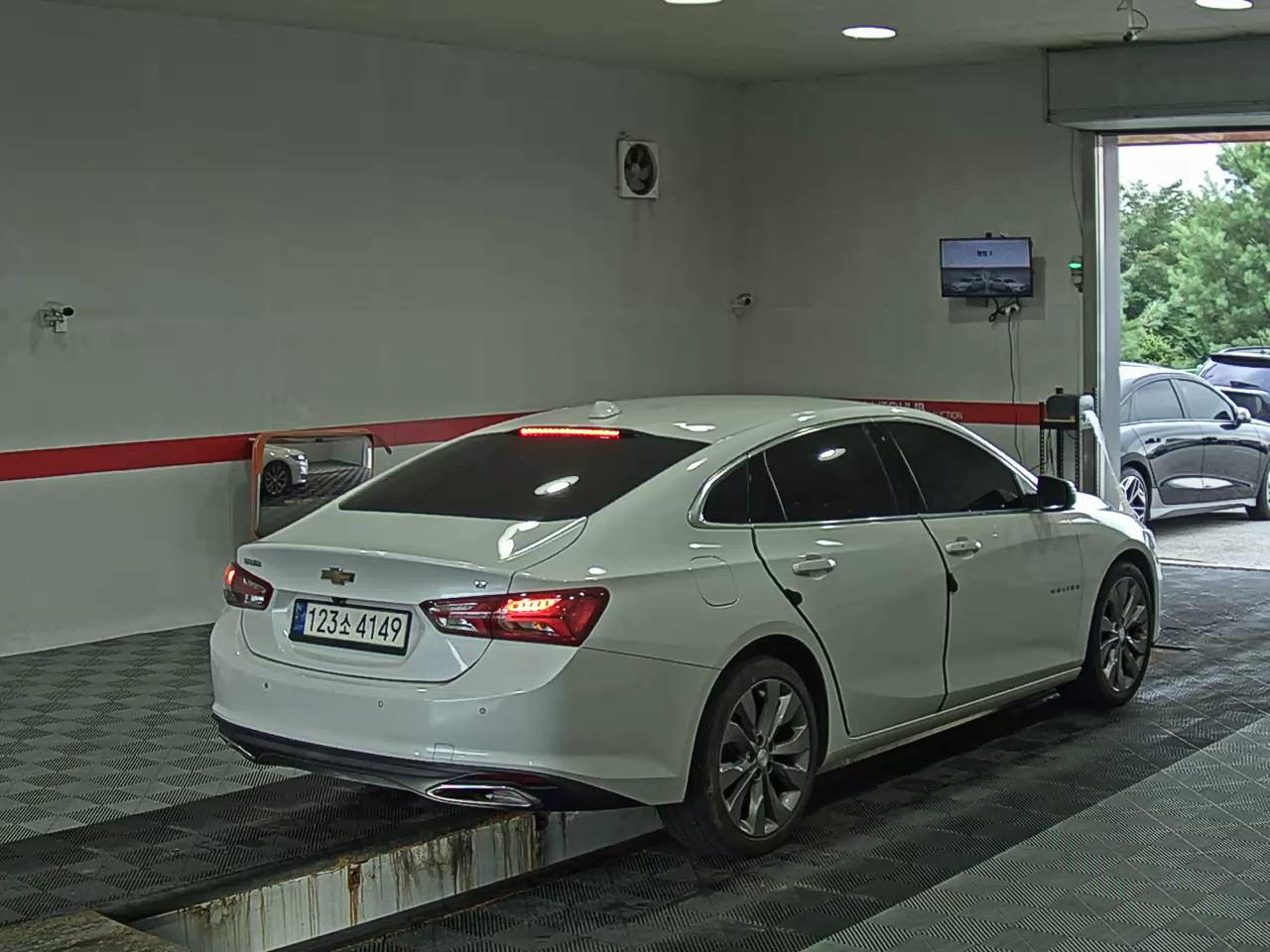 2021 - chevrolet malibu