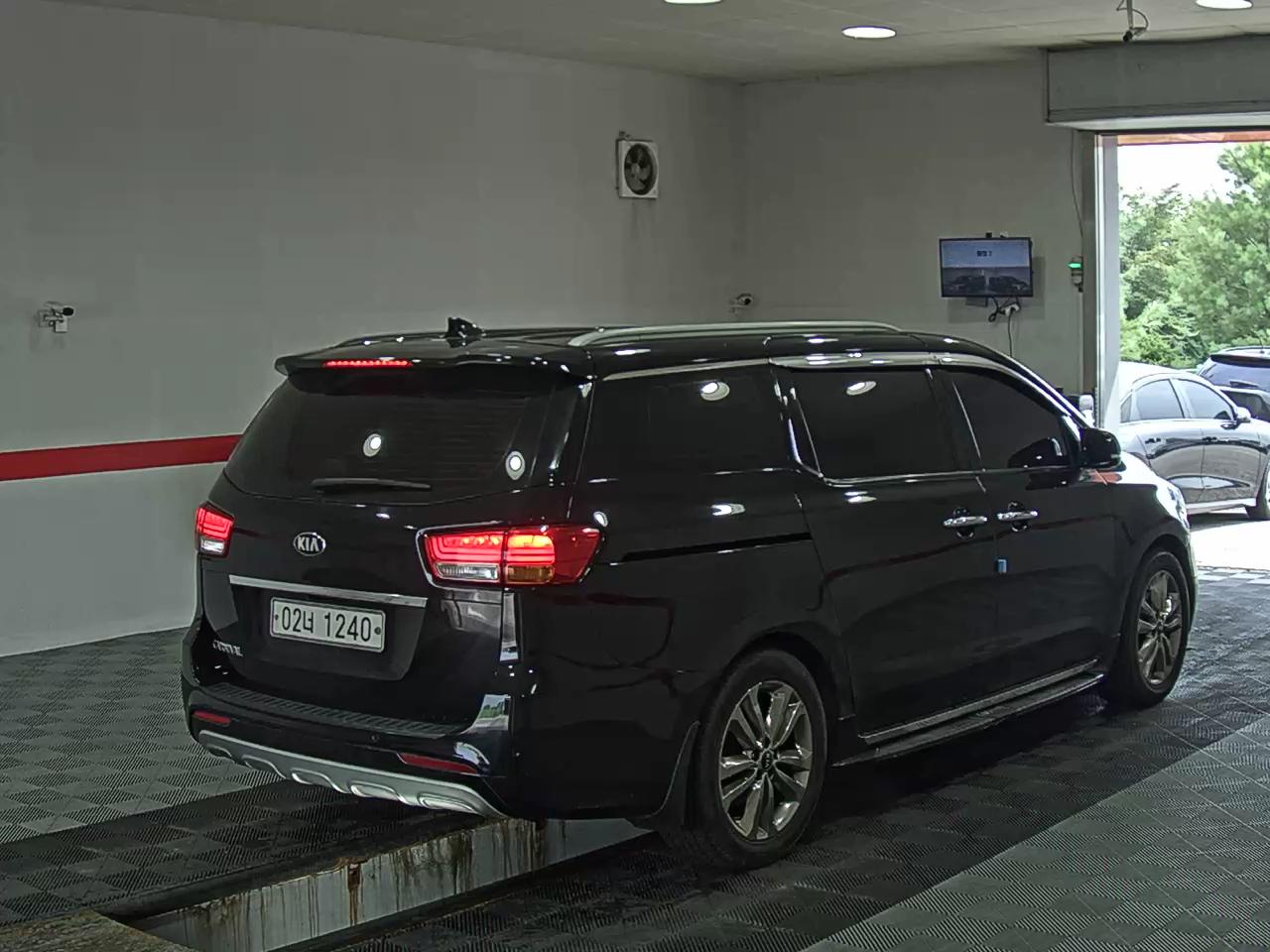 2015 - kia carnival