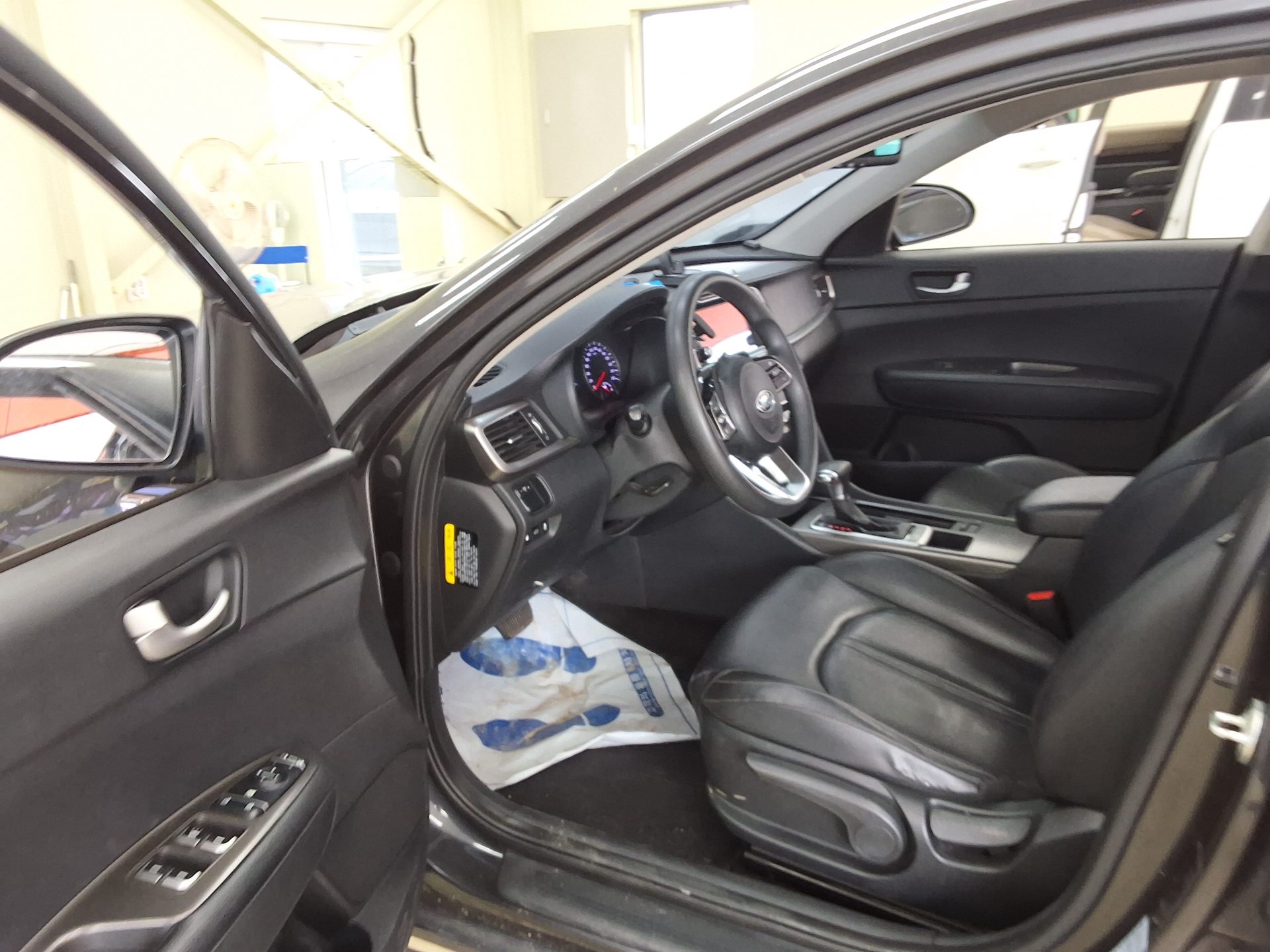 2020 - kia k5