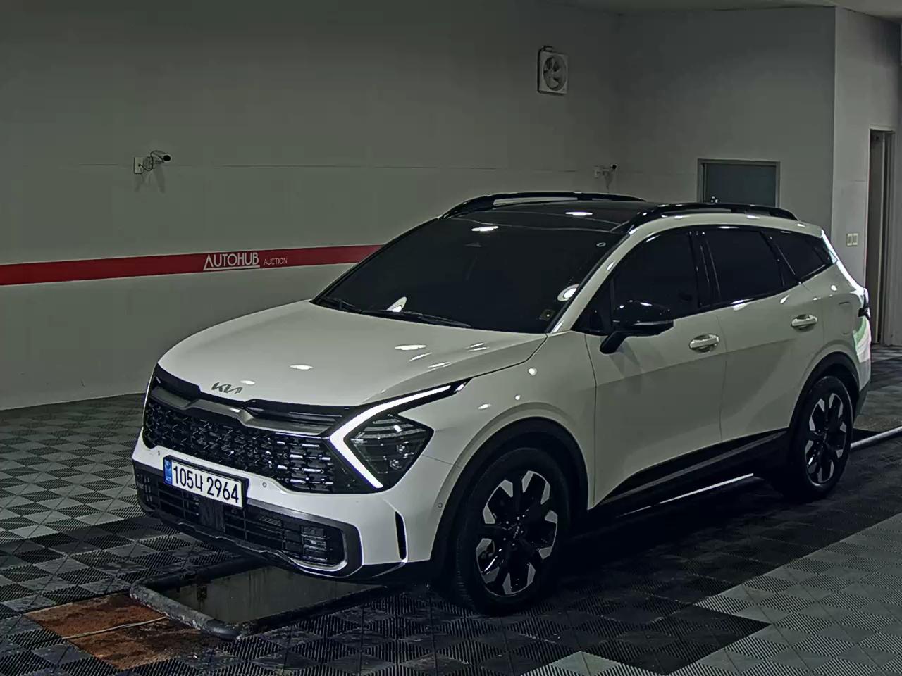 2023 - kia sportage