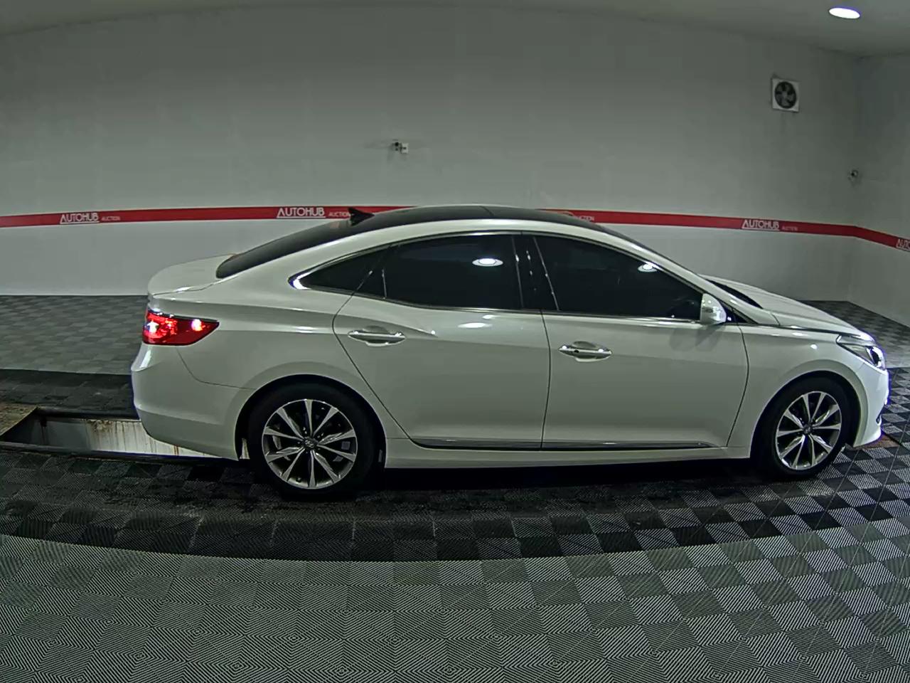2015 - hyundai grandeur