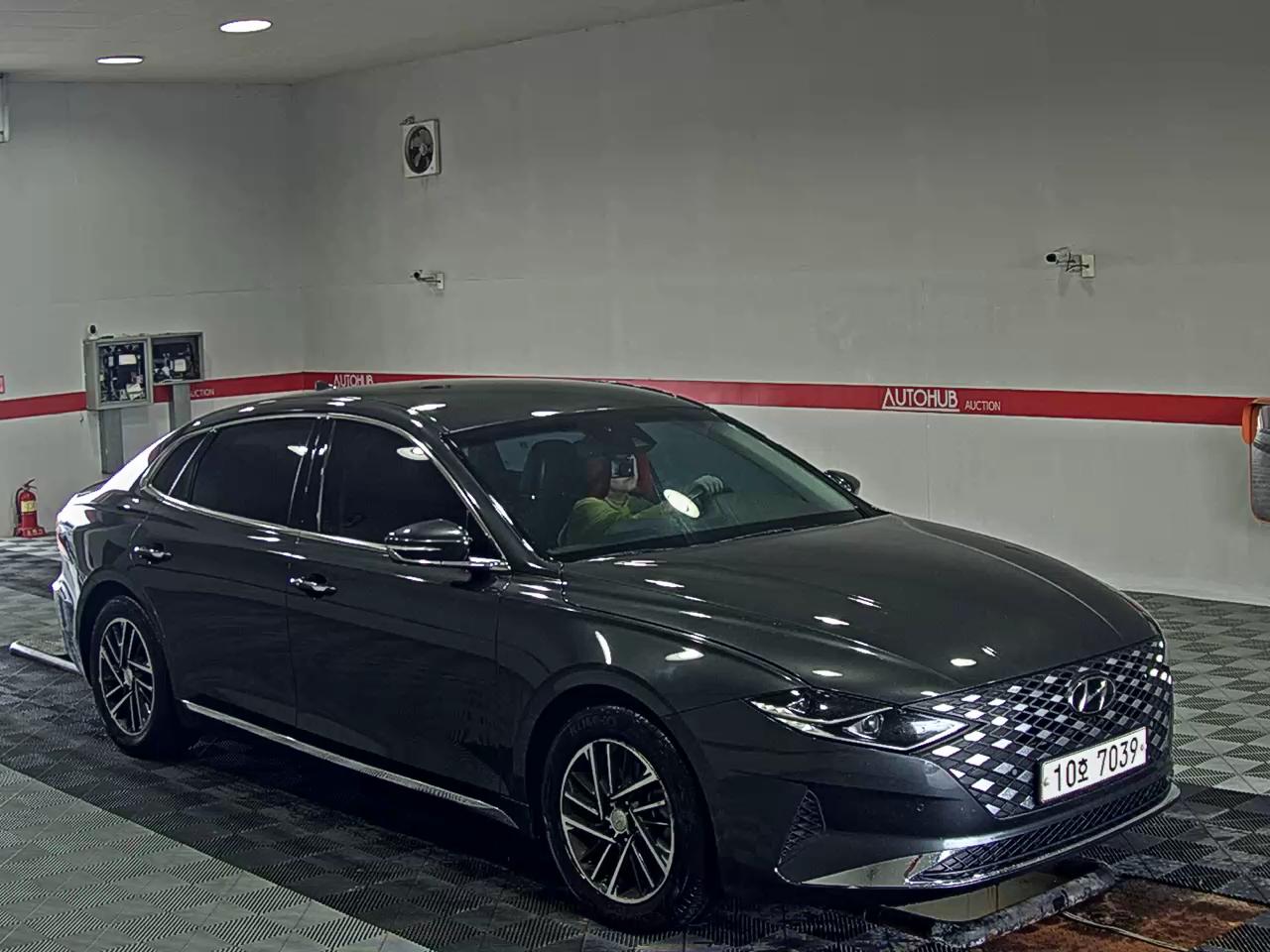 2022 - hyundai grandeur