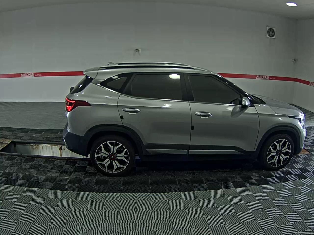 2020 - kia seltos