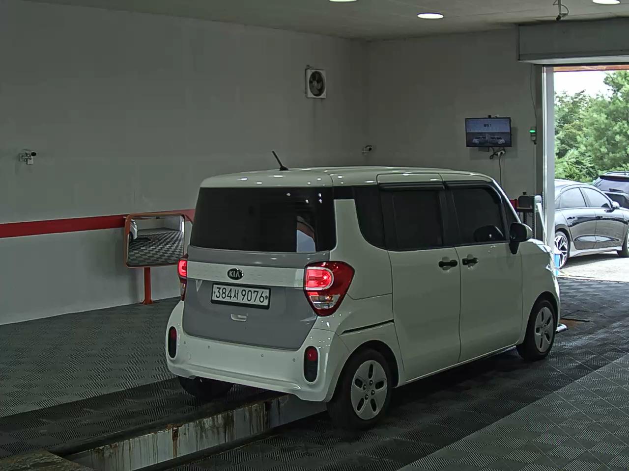 2020 - kia ray