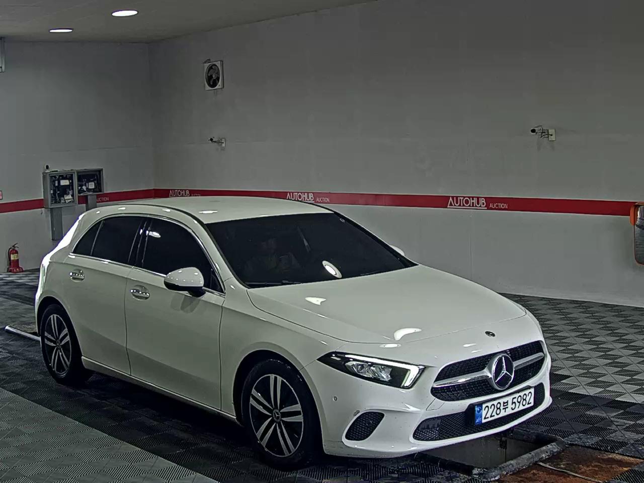 2021 - mercedes-benz a220