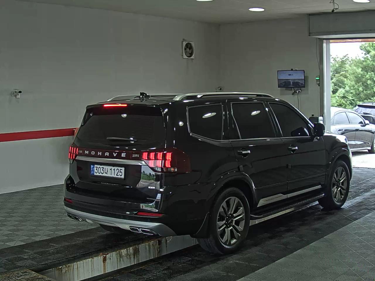 2022 - kia mohave
