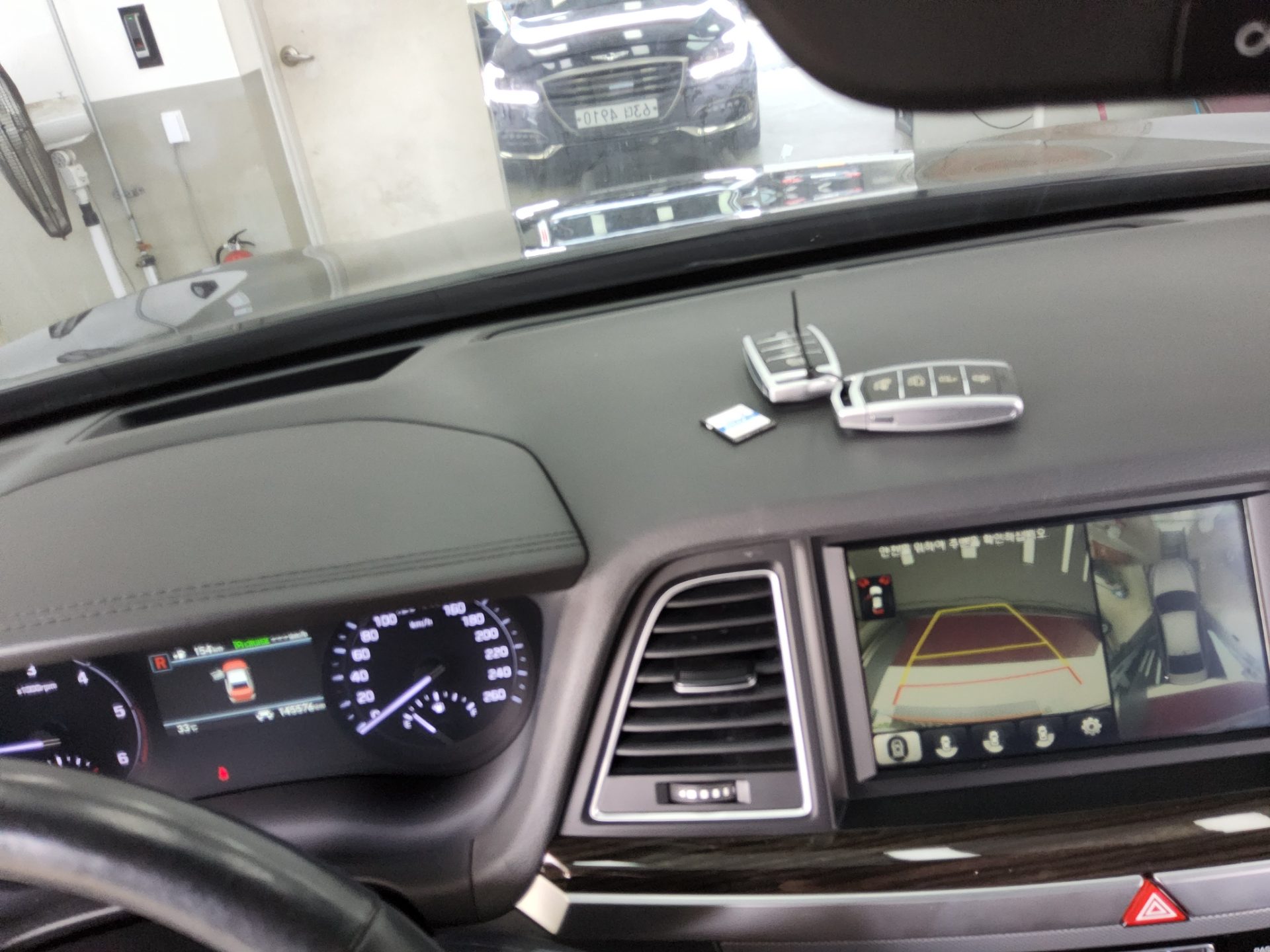 2018 - genesis g80