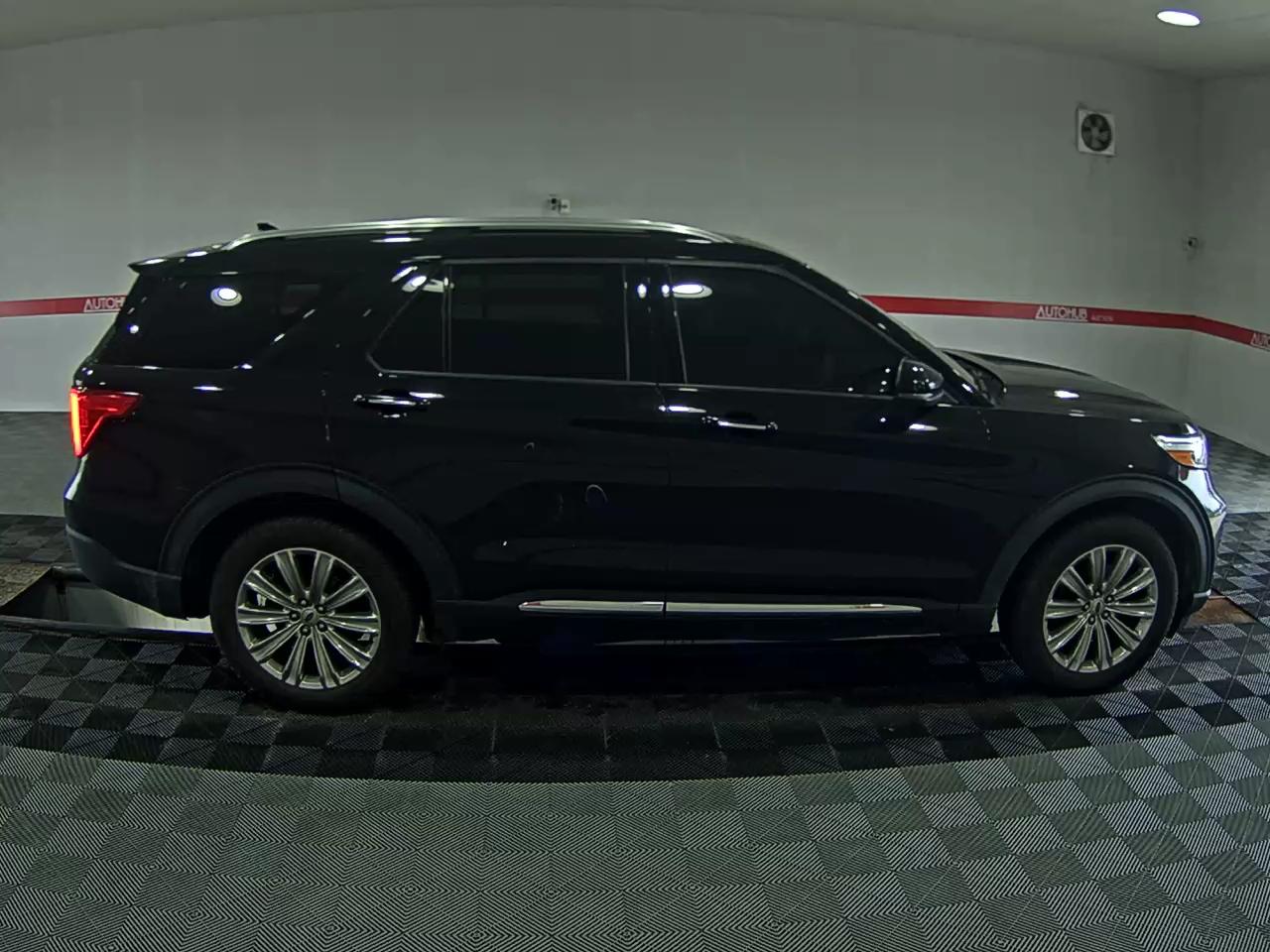 2020 - ford explorer