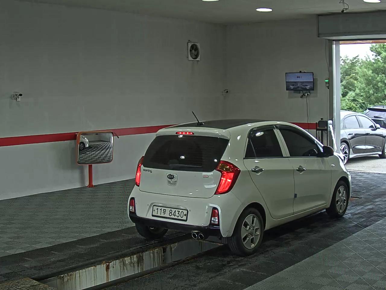 2016 - kia morning