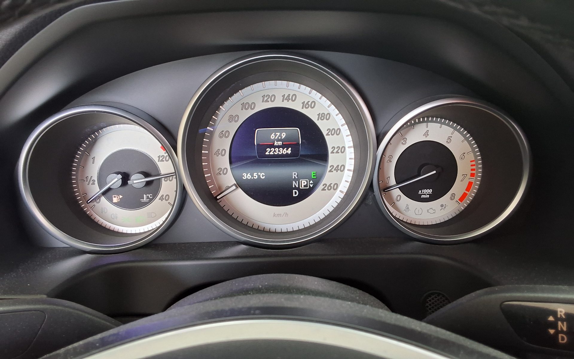 2015 - mercedes-benz e300