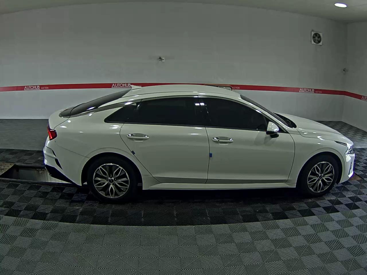 2023 - kia k5