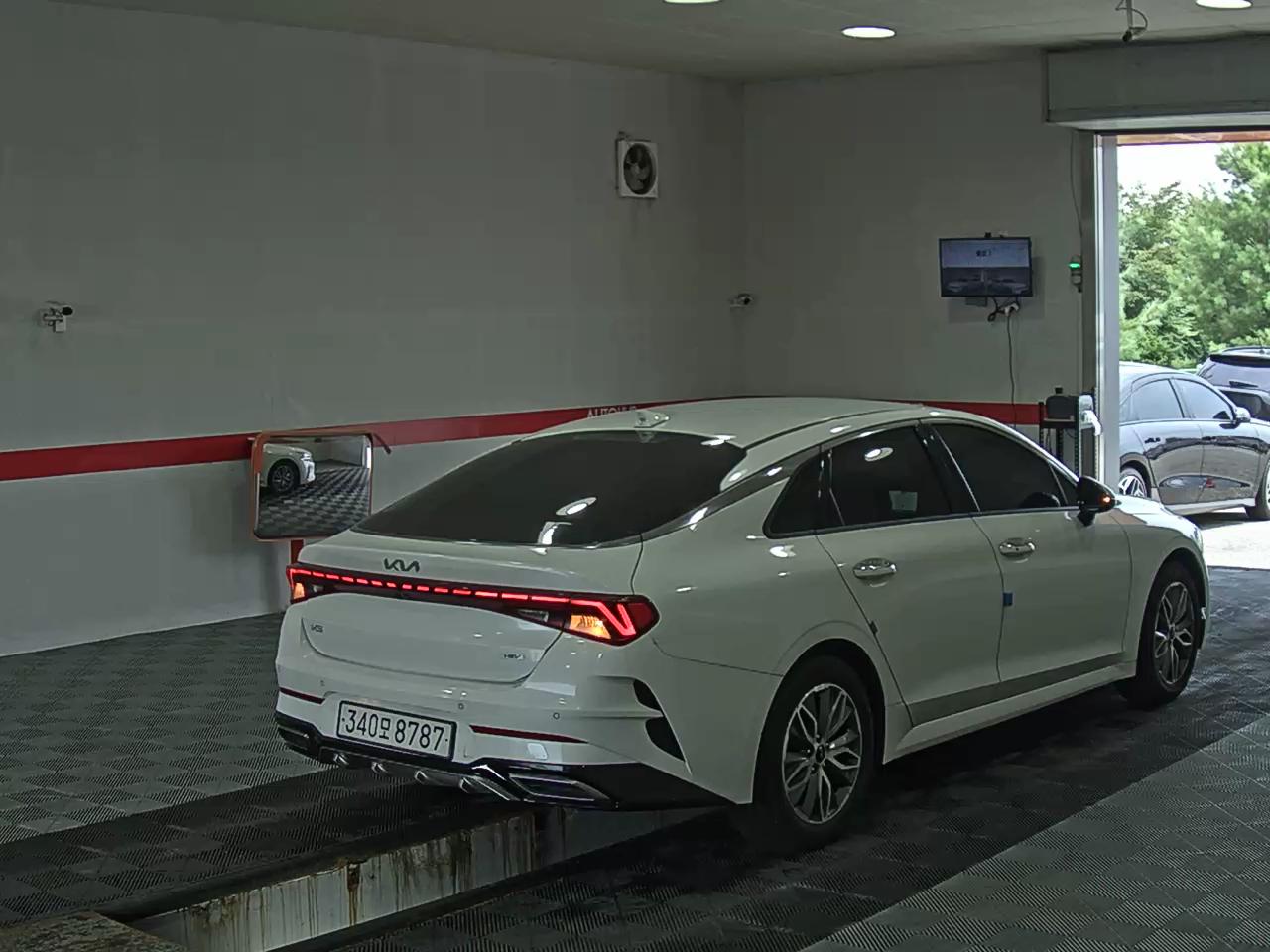 2023 - kia k5