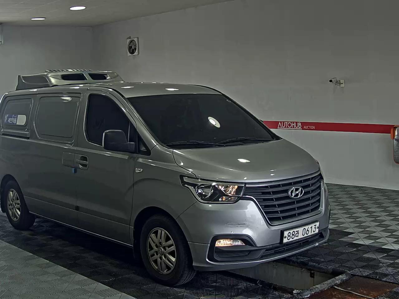 2019 - hyundai grand starex
